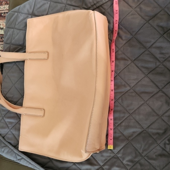 Mark and Graham coral leather tote - Picture 8 of 16
